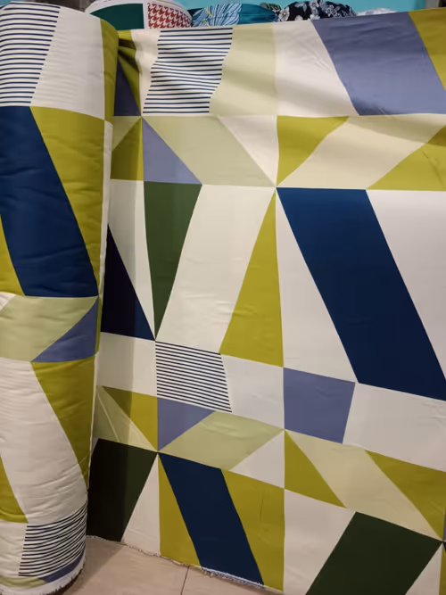 Item #114368380072475554358774345171388874313024483179363286524864186988615853670420 Media