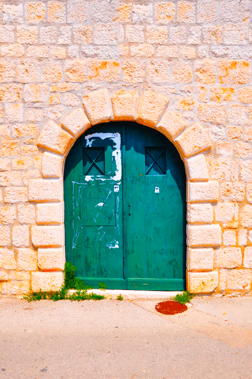 Item #23186007729053203064202564950252010176441349976529161374651306448727322918913 Media