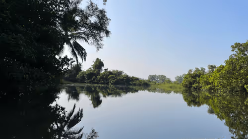 Item #1108837229983524897551666479302531651150379350252084057575029154159634940904 Media