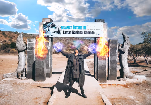 Item #83602917889072311038196738115952345562176890266904803816015406357669799264257 Media