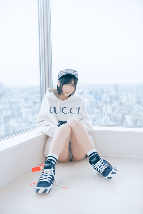 Item #97090042049851633702766369256549481019912337673323830752687689144059182448641 Media