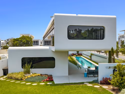 Item #19594996770148769420383307799770672021249974154736790360705152953675086299236 Media