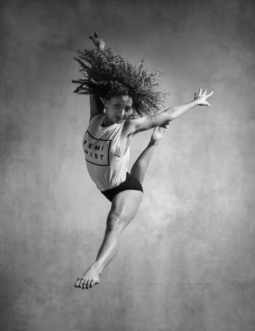 Item #83474408150443161227419273742814860452888408872523415106862383389964559712257 Media