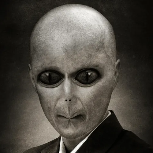 Item #103598297610132309841222855288180355253215032145338429068436061174595367993345 Media