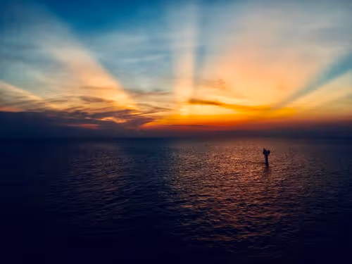 Item #32769210603330532054314484289923207920877555027971968536748508227299583197185 Media