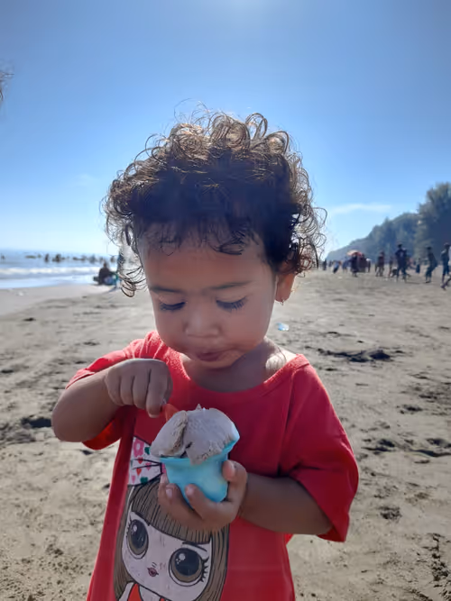 Item #67412224494391497031263646753102844366194811457315226030141610884437855174657 Media