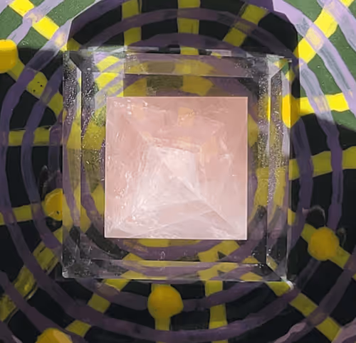 Item #42308540046866541539971940445397108885631946936136039124320588133898535256640 Media