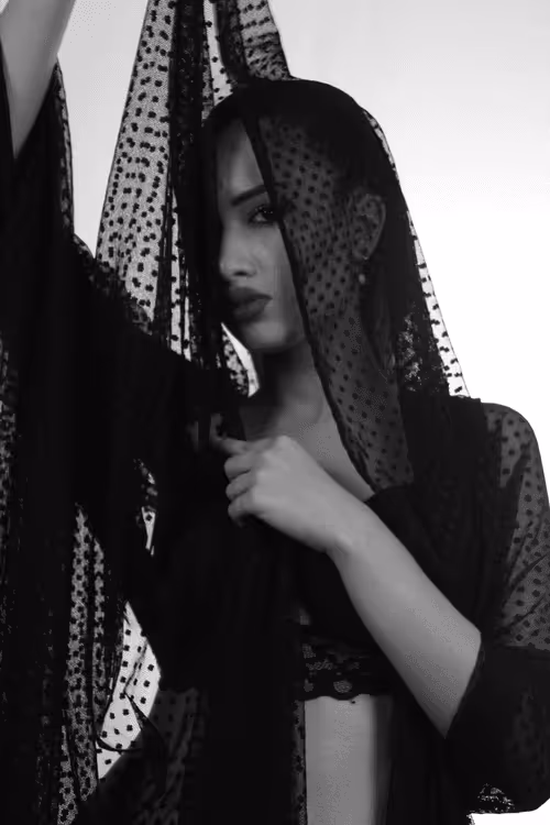 Item #5103703959889671819587763568548388729319358856956338530622636558913030324225 Media