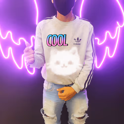 Item #37481575983336458838558727671552075586140086026600806018923323067898177519617 Media