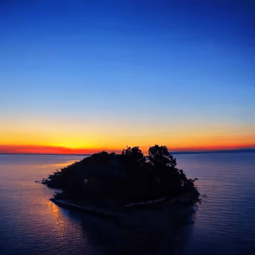 Item #29944342553246244514538317618467859415353478294903514238904970030315959484417 Media