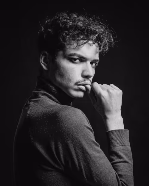 Item #26492860262192405897409247686929085024794401403847703728827399628305943494657 Media