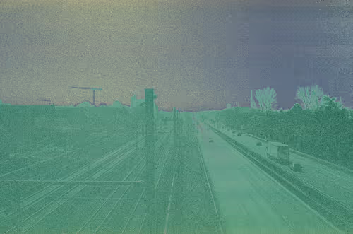 Item #19047465306348406328052946929912195757784047878238389409385033416622605336577 Media