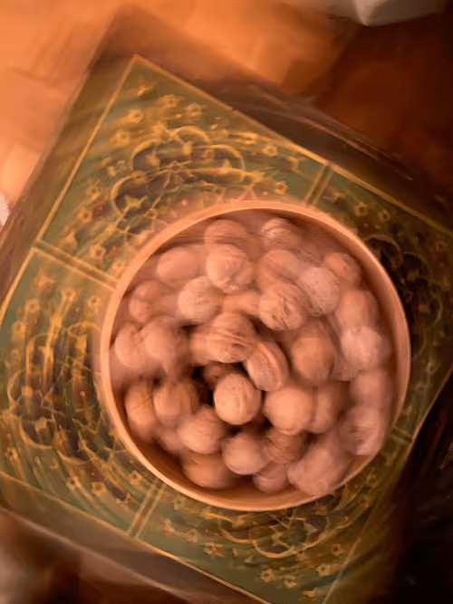 Item #62402000334580523921237358418718502457721815832787791947048085411344829906945 Media