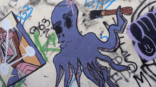 Item #94215832292937603743931502305601623569239549199141149758928575574596577656833 Media