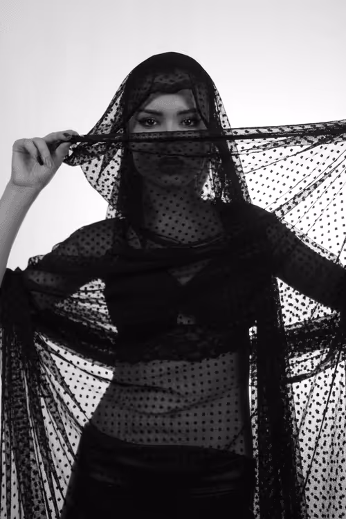 Item #5103703959889671819587763568548388729319358856956338530622636549017425674241 Media