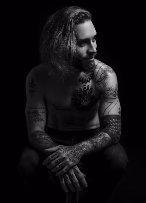 Item #83474408150443161227419273742814860452888408872523415106862383385566513201153 Media