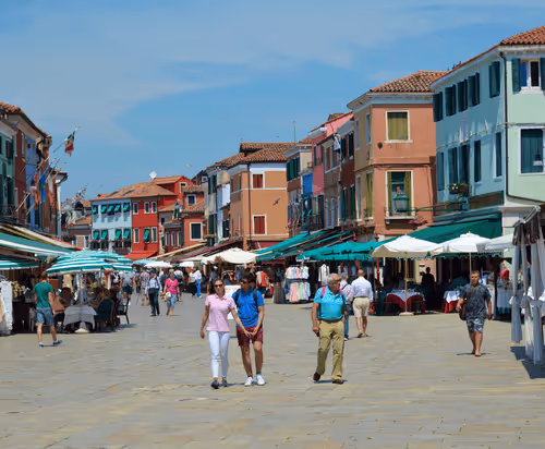 Item #14874049687518992807707377063998427042566414017736459444339455385445150490625 Media