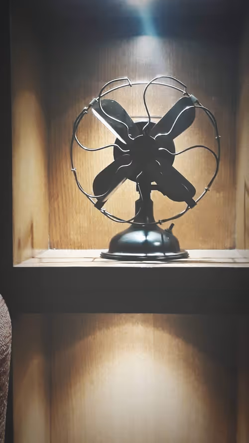 Item #28492546344238997982627040595659913257173957231691920694804582448599014572033 Media