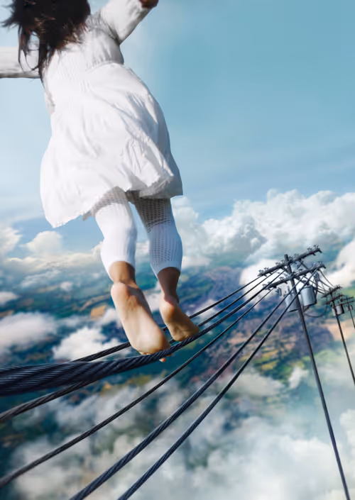 Item #74287198296023878446177945936323735547358087617690610247431500668538982498305 Media