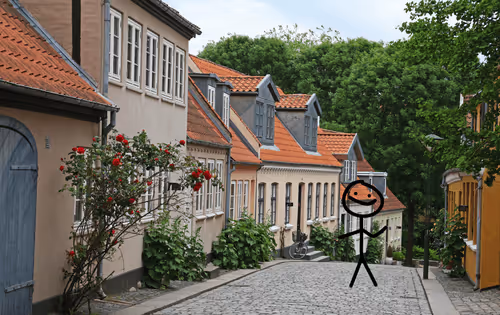 Item #22492060286974143997979611410746600565152672505391852288514525467005184638977 Media