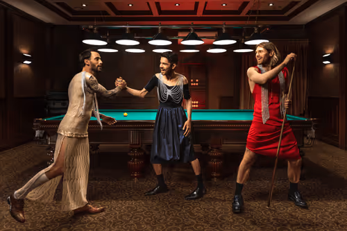 Item #69000201197487925391919563529381127399821599199936366279529444485698586411009 Media