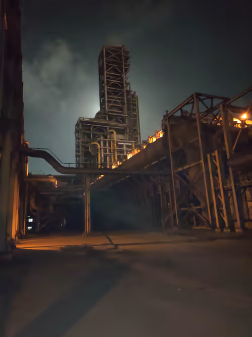 Item #73221458122177505201205006380584714001975314705009101538007622779387460452353 Media