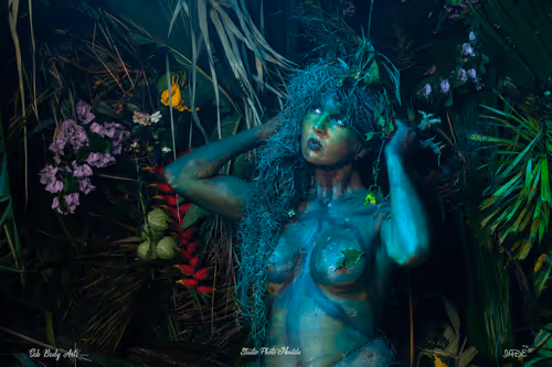 Item #22903998292597646636474096852405131883501866736470564428538884492428249661450 Media