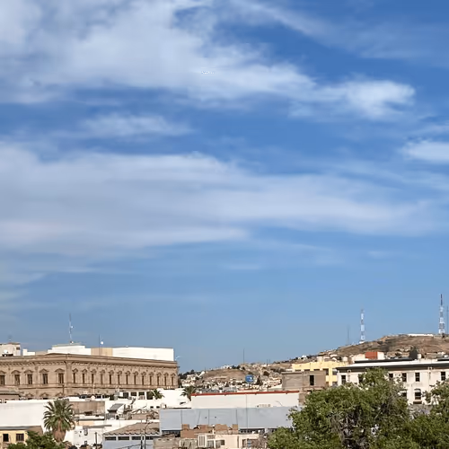 Item #97874073352431785125249111081666150785237560070397153733883984808447431409665 Media