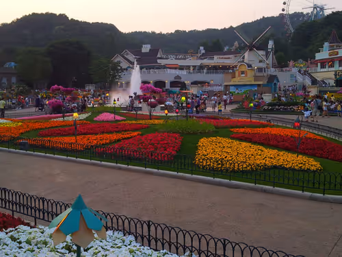 Item #96977338935744570572164552602749584256864875858754548440999278338614184902657 Media