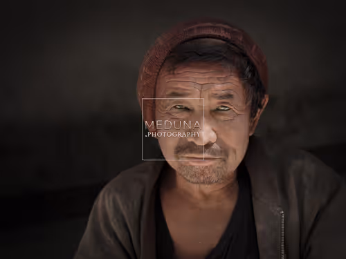 Item #112381046722962836592974674419935165827730707126809541689433939966880523485194 Media