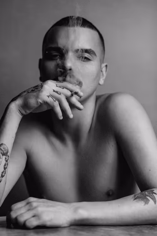 Item #83474408150443161227419273742814860452888408872523415106862383552692280623105 Media