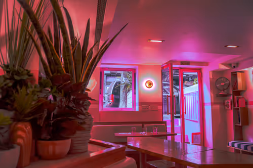 Item #60267809746209383341178630505688960890810115760928514300372411634740642185217 Media