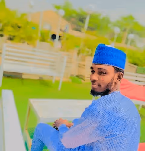 Item #48209045355319868405836092168484765281709319849119531571533318847668508688385 Media