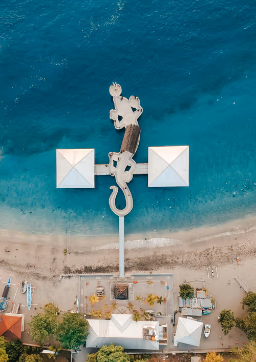 Item #77639041975894886609071233097545712090510044969555444171952761925597818519553 Media