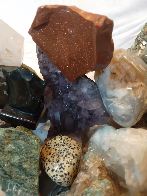 Item #26409782478920172212075597278062749897568846616851332060012248138720288440321 Media