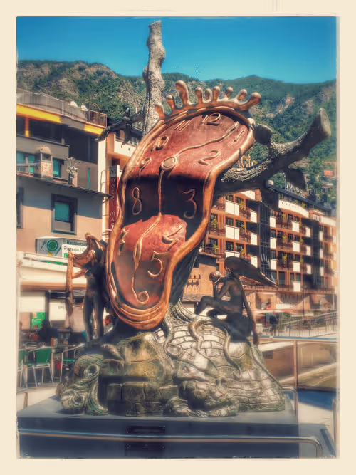 Item #51662678419762243979574358001385313596968398686549878551493020828896015155201 Media