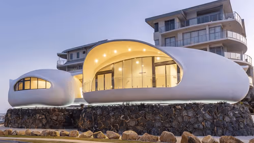 Item #19594996770148769420383307799770672021249974154736790360705152954774597927012 Media