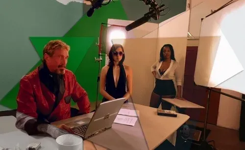 Item #51792000692652649706991026145015157507097883569816070395065263768717286703105 Media