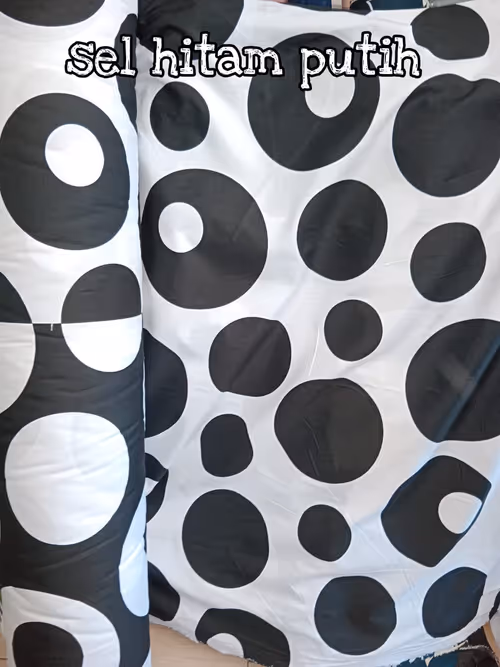 Item #114368380072475554358774345171388874313024483179363286524864186987516342042644 Media