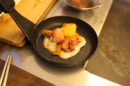 Item #76436442403238931654769079215325506734034420621269194264977366374280505327617 Media