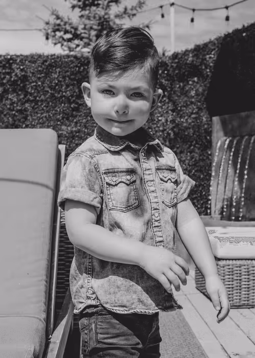 Item #76265303234218797531395326780060407197600721664743999430449730552594717212673 Media