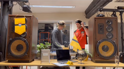 Item #82846146539956530579045854039281485655757396760242173571066962161151374262273 Media