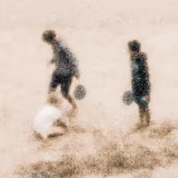 Pinhole movie #4 : "Castle figthing"
