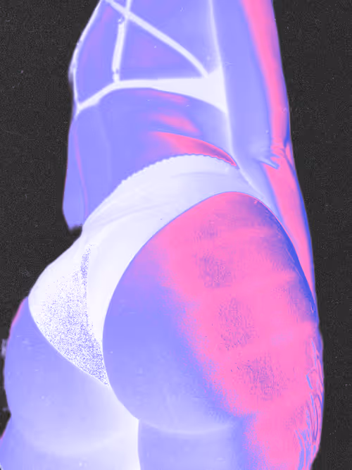 Item #56526796178313720334754314025513927637226853314793398068747356306466630795265 Media