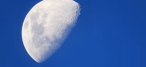 Item #78774018974347764357765192518377150739749637856503949941232678334710702669825 Media