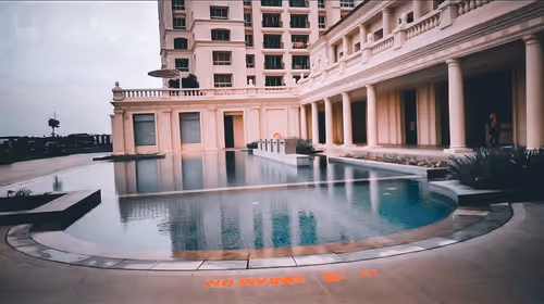 Item #66869618967602468746282682134224071188176977612925683750595185222104895193089 Media