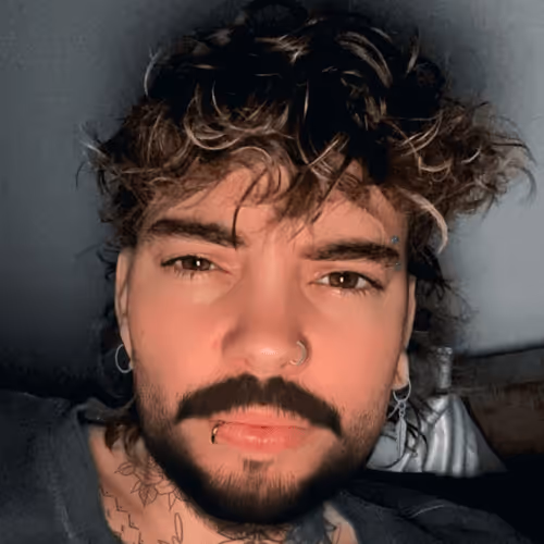 Male Roxane Bruneau