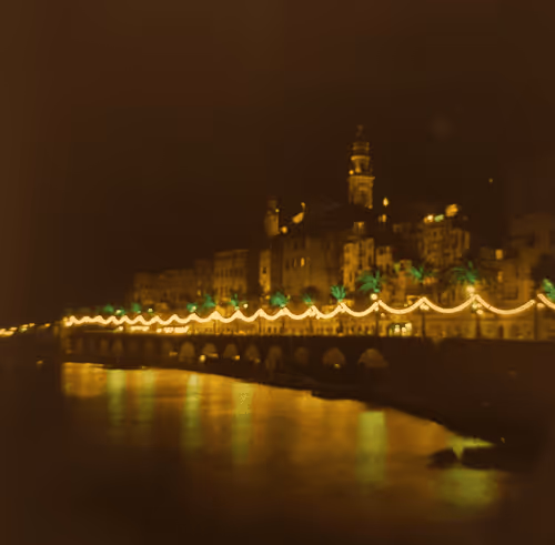 Item #99229842247812193492092246635526113316383887000586294441888985091014211403777 Media