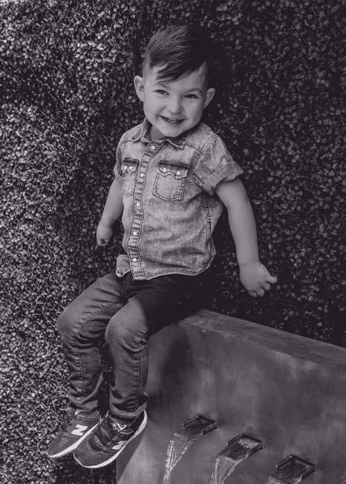 Item #76265303234218797531395326780060407197600721664743999430449730519609368379393 Media