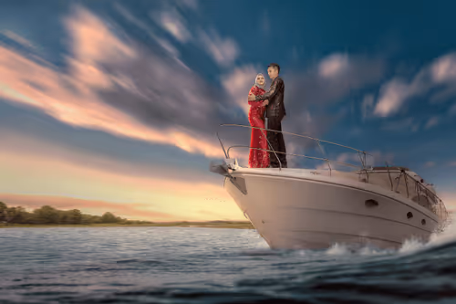 Item #25271392063526596791498691408923307432444988795868246057473379350585811140609 Media